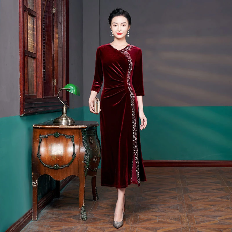 2025年秋季新款喜妈妈礼服连衣裙婚礼服中长婚宴装喜婆婆改良旗袍