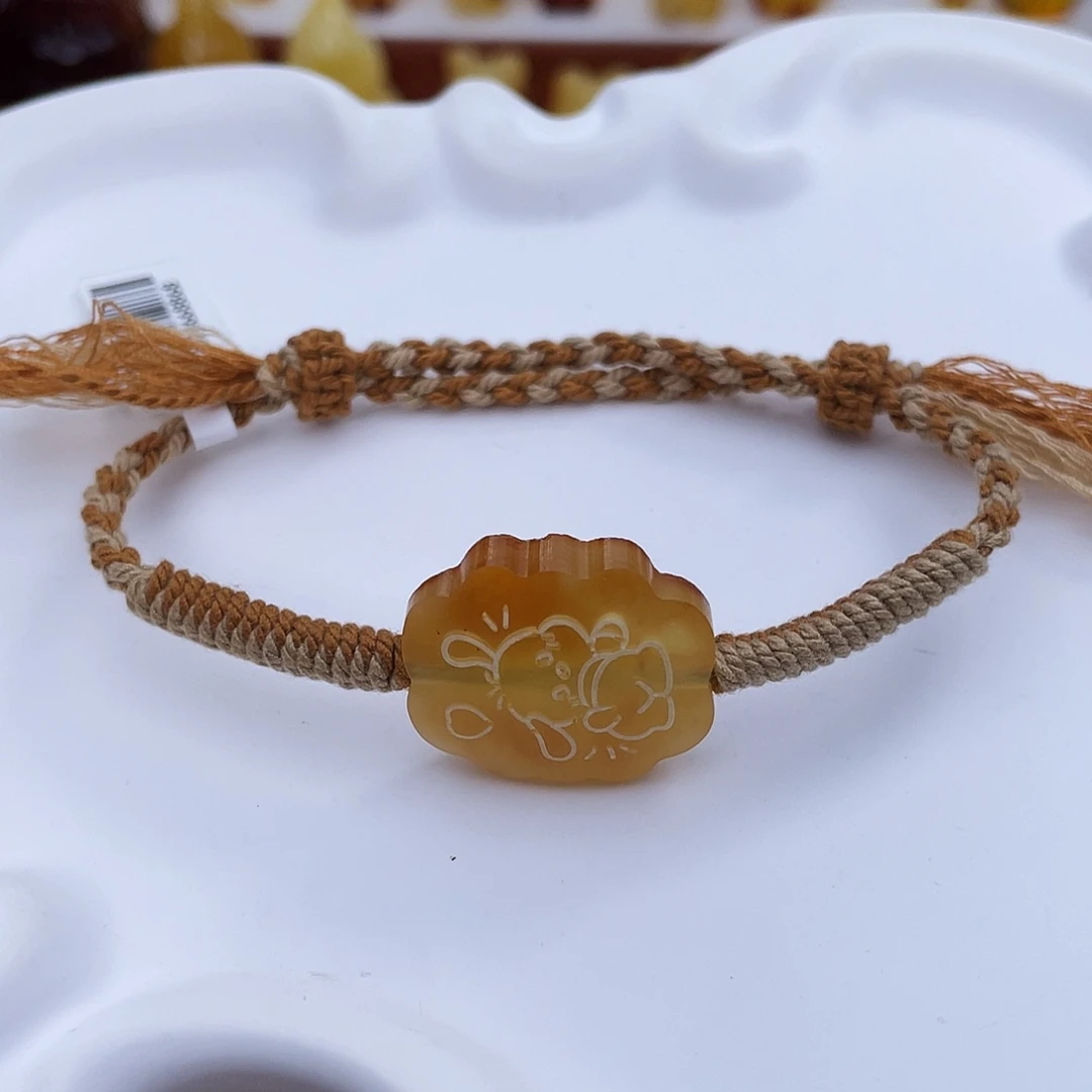琥珀吊坠(赠链)未镶嵌
