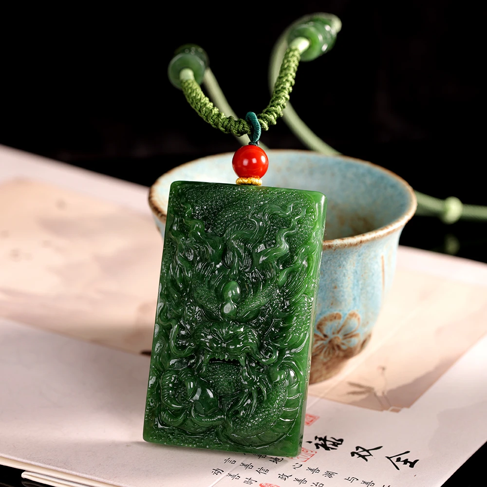 和田玉碧玉飞龙行天下霸气手工精雕刻牌子