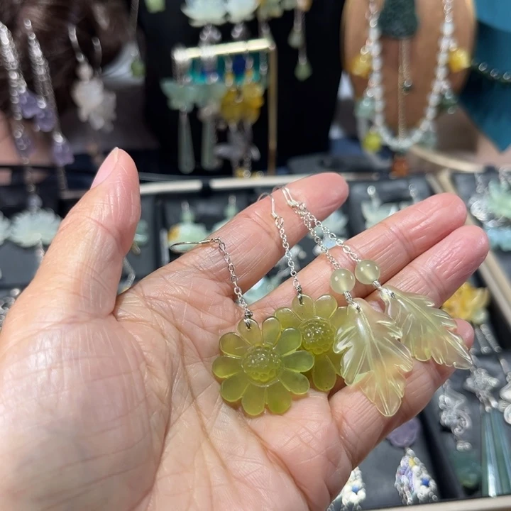 蛇纹石玉银S925镶嵌耳饰