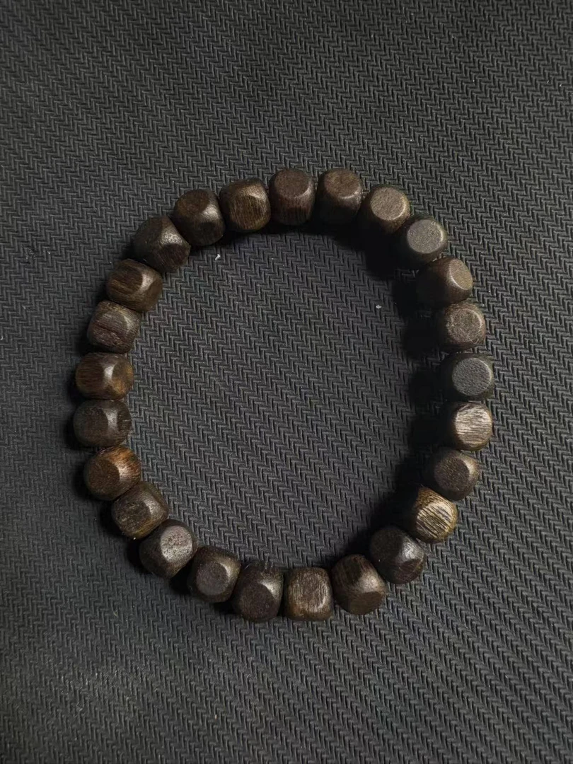 H1-1棋楠沉香沉水方糖单圈多样性发1