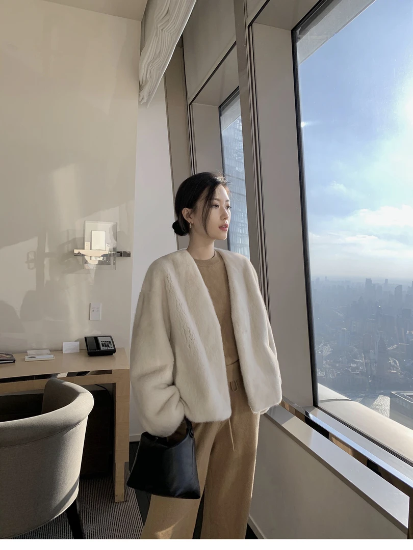 【优优】进口天鹅绒紫金短二小母貂V领短款貂皮大衣女貂皮草外套冬