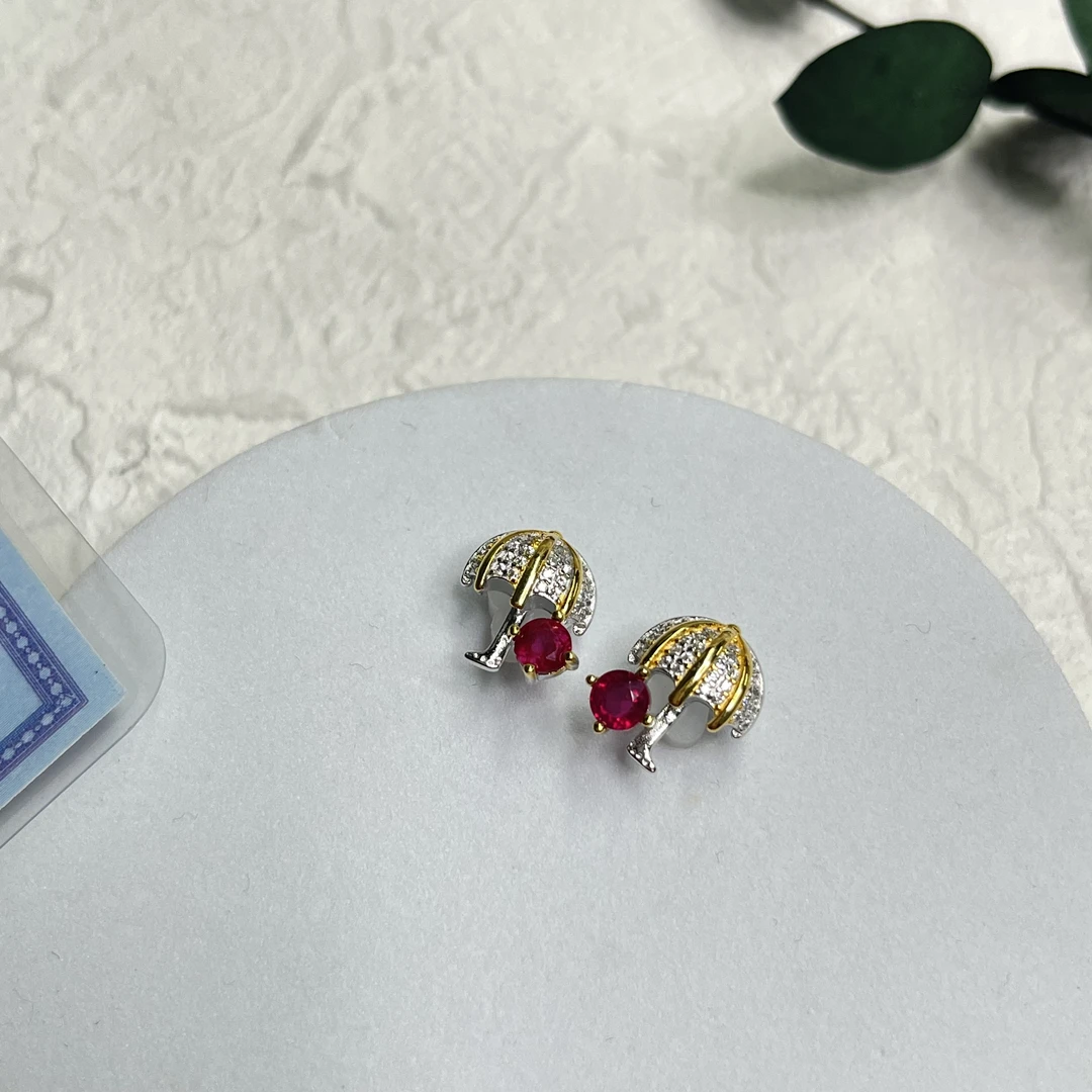 全新未使用  【六六中古】孤品s925红宝石耳钉ap6540