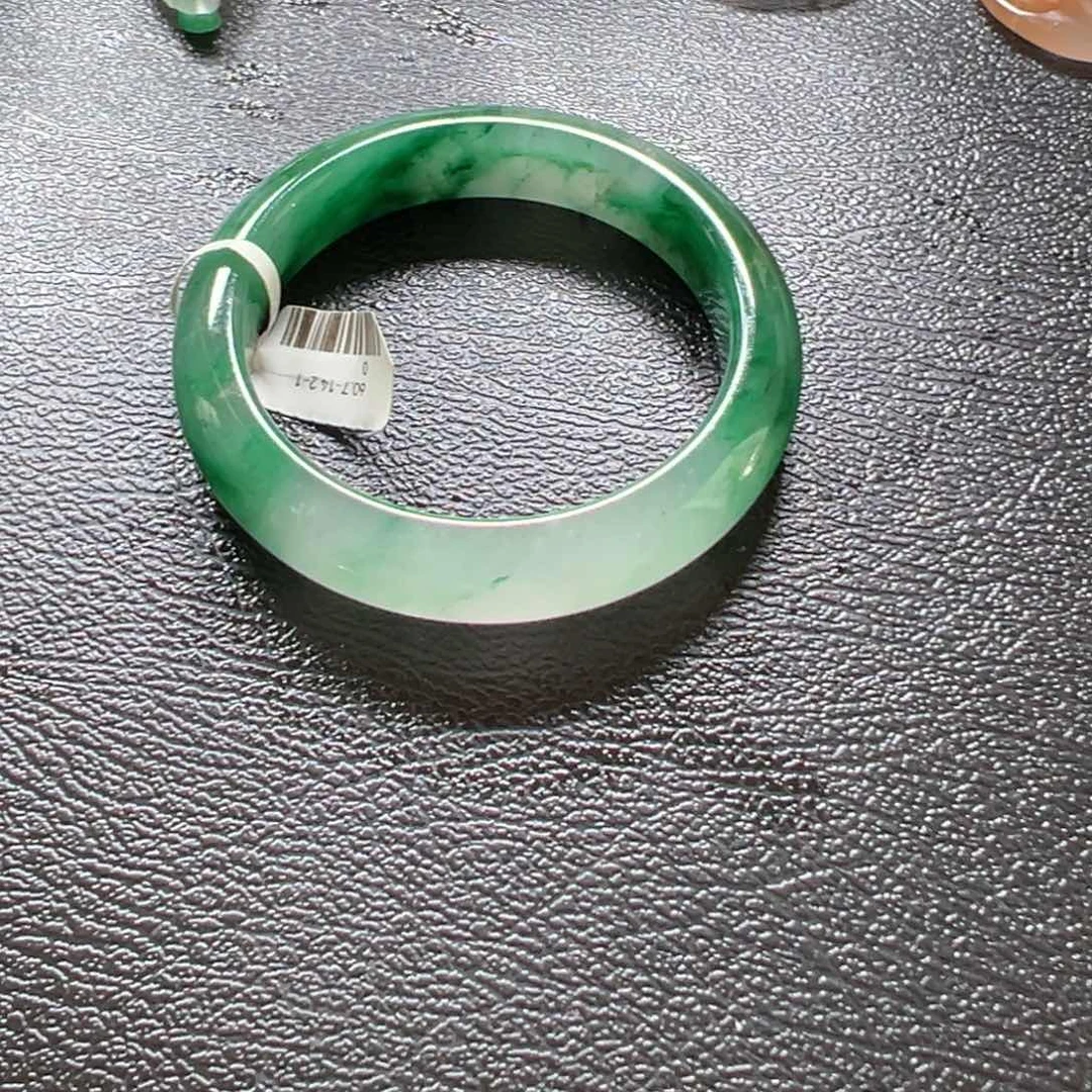 石英质玉（非洲翠）未镶嵌手镯