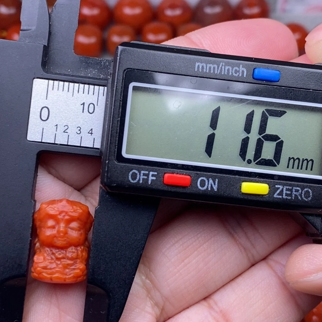 南红玛瑙配饰未镶嵌