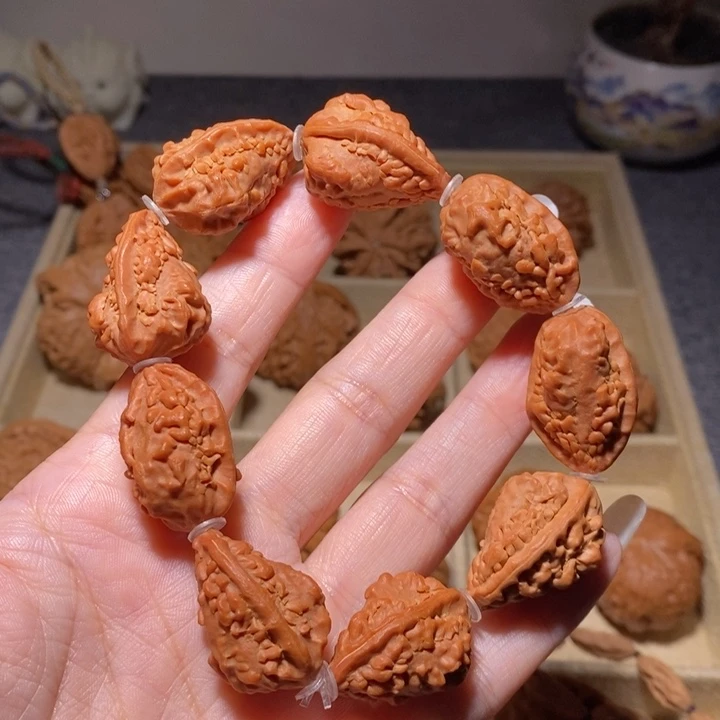 ****5把件文玩核桃麒麟手串