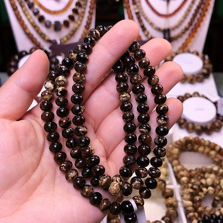 琥珀未镶嵌裸石黑花7+235