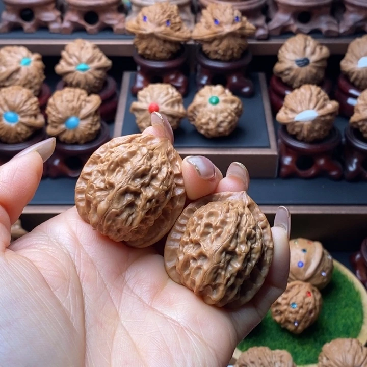 Z***r吊坠文玩核桃平谷金枣