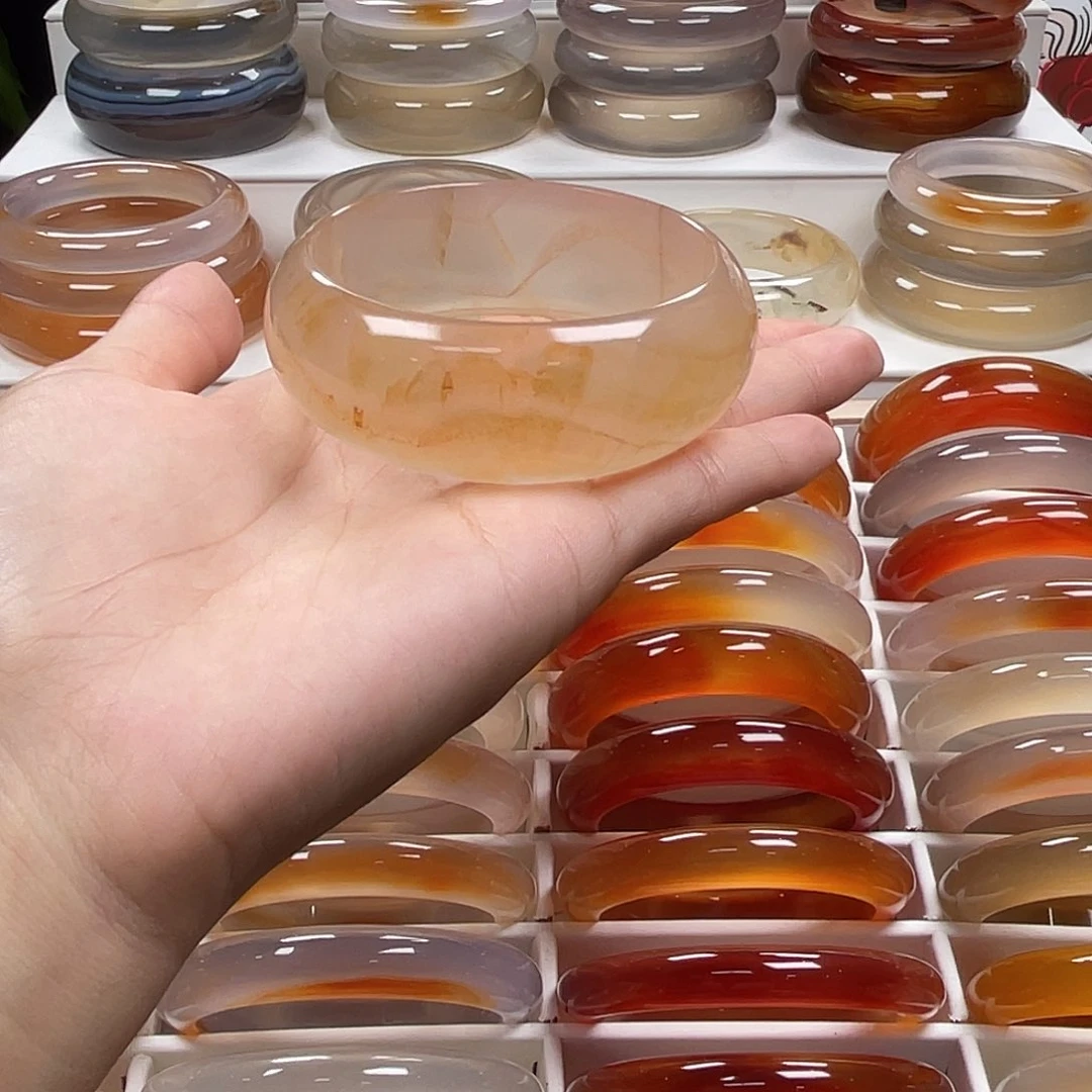 A***i玛瑙/玉髓手镯未镶嵌