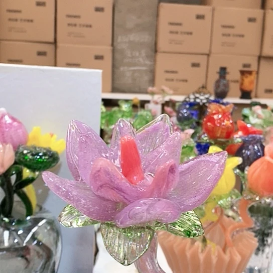 琉璃花瓶高45厘米宽12厘米