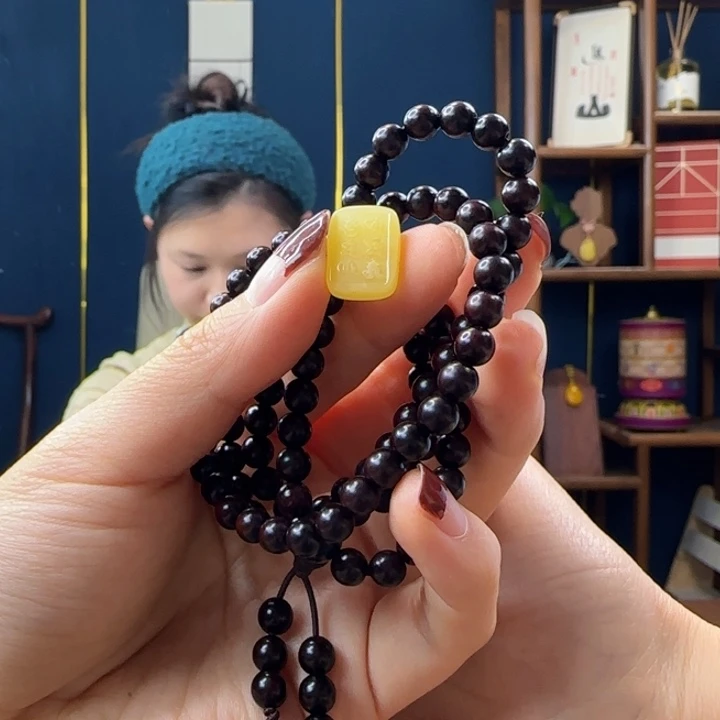 蜜蜡吊坠(赠链)未镶嵌水**华