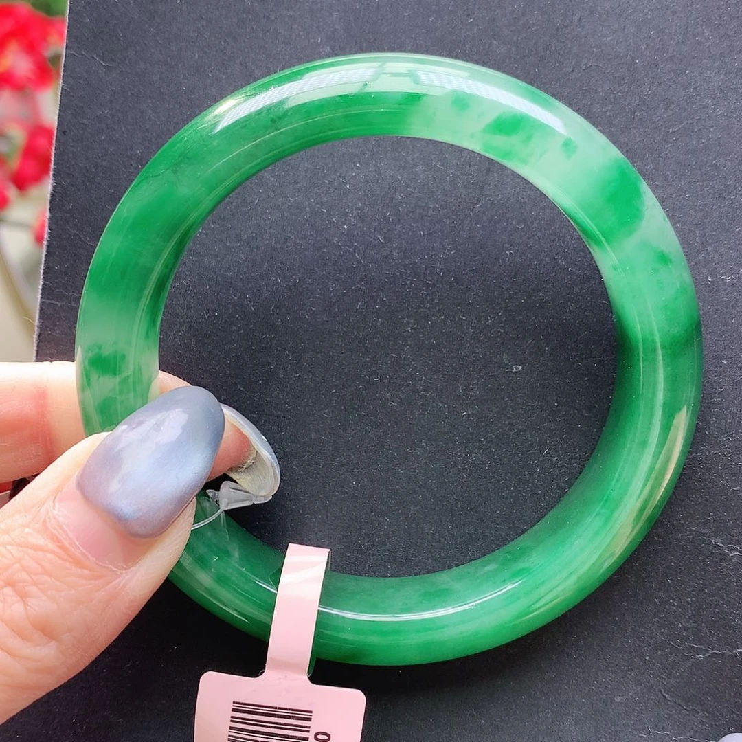 石英质玉未镶嵌手镯