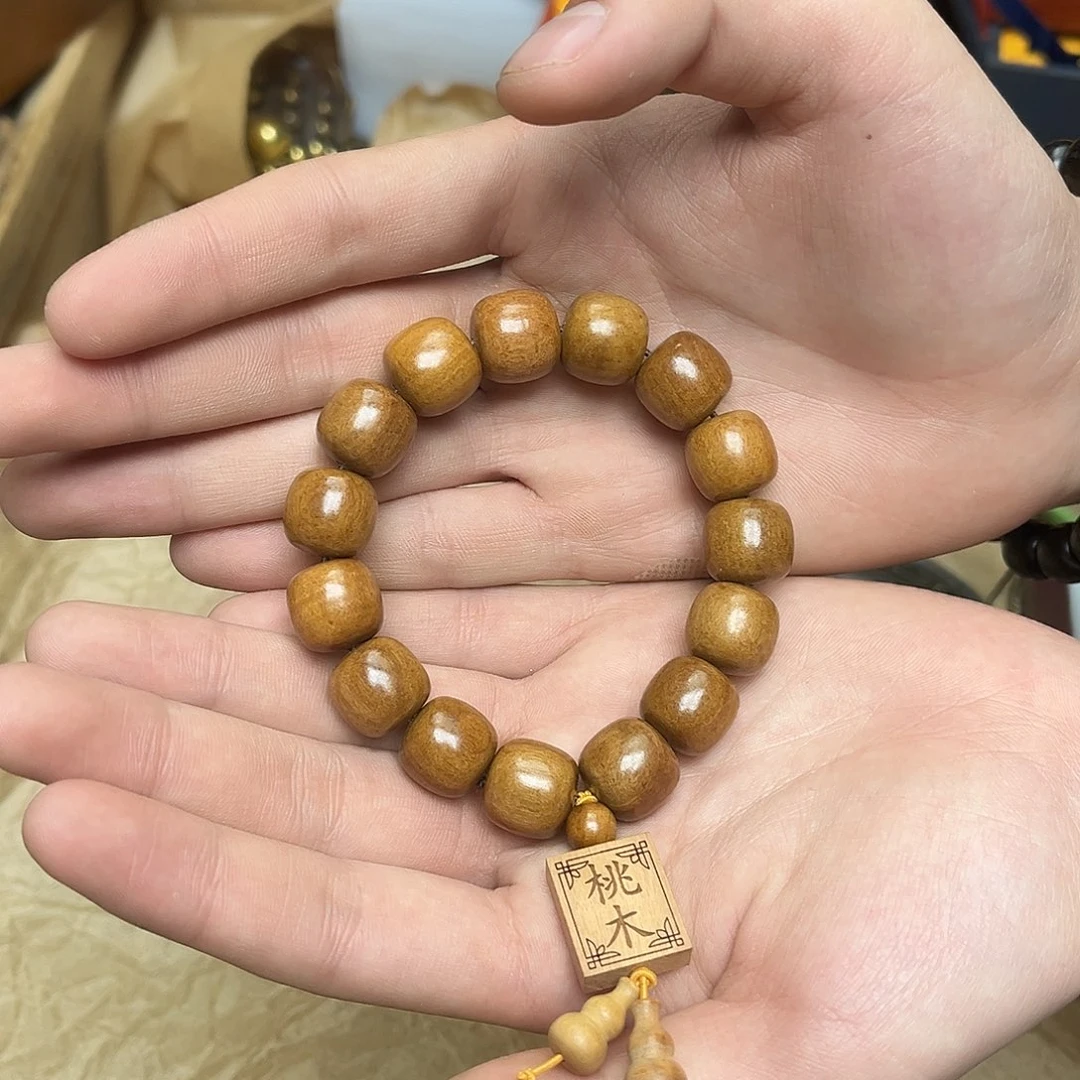 大叶紫檀（黑酸枝木类）