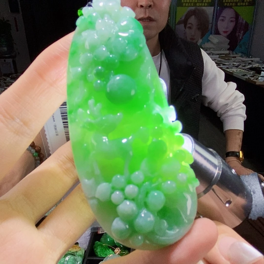 颈饰未镶嵌翡翠翡翠