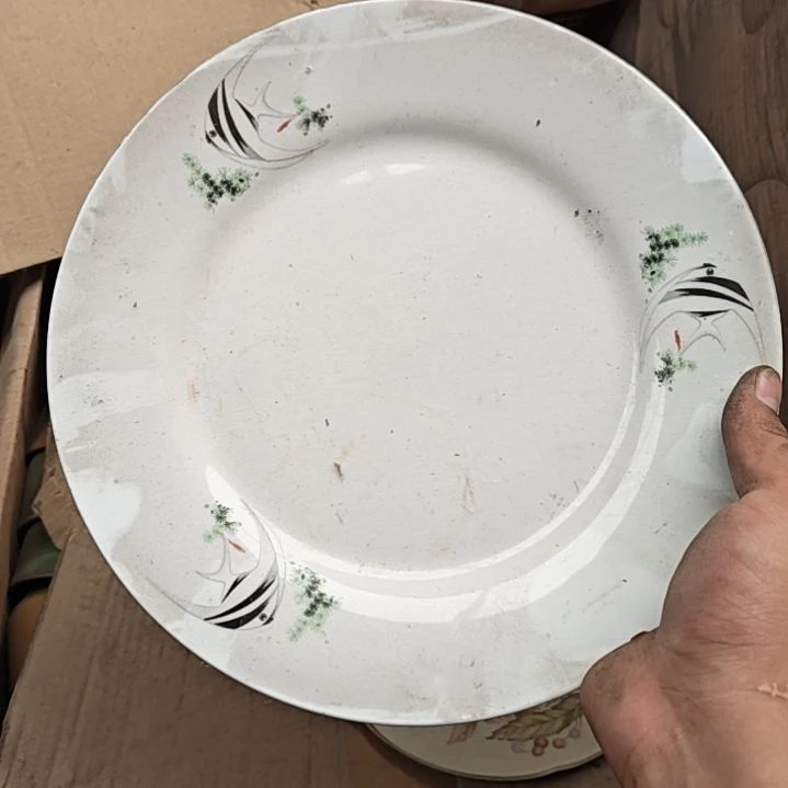 陶瓷盘子碗啥都有