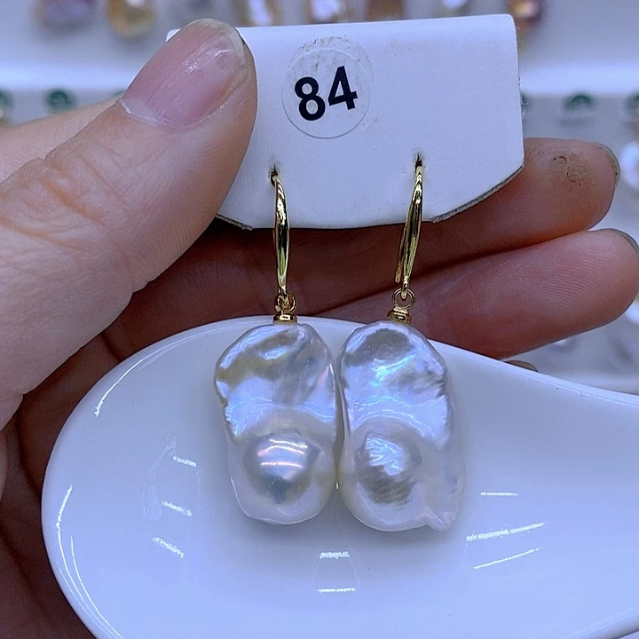 颈饰未镶嵌淡水珍珠