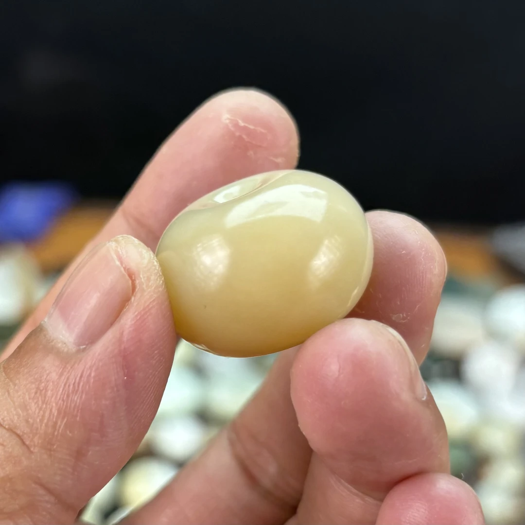 27✖️18超厚面包扣和田玉粉糖胖平安扣吊坠挂件