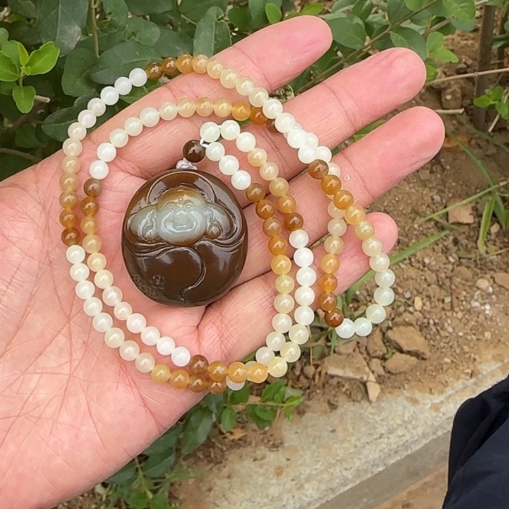 和田玉（糖玉）未镶嵌颈饰