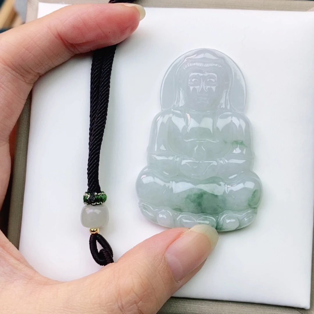 紫****翡翠未镶嵌颈饰观音