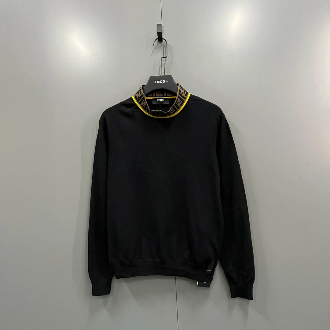 99新 FENDI/芬迪 h918  黑色领口双F羊毛针织衫 52码 304987