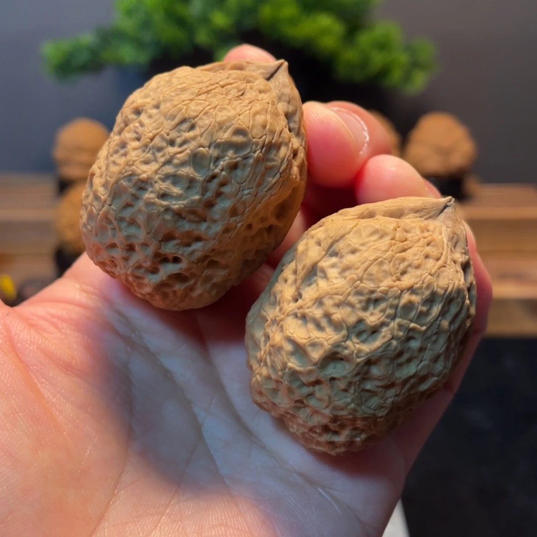 把件文玩核桃云南铁43