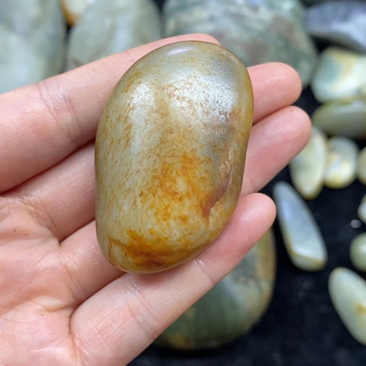 未镶嵌和田玉（糖玉）挂件