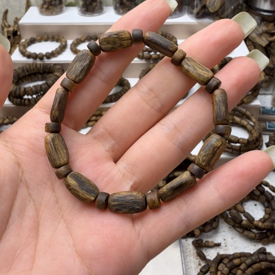 沉香沉香碎屑奇楠沉香随型小单圈