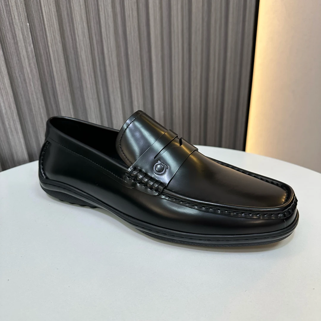 奢侈品高级亮皮豆豆鞋男春夏新款百搭休闲皮鞋真皮一脚蹬乐福鞋潮