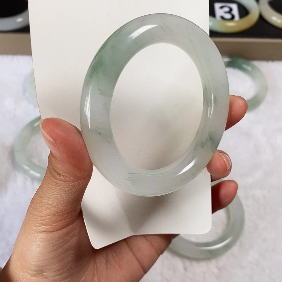 石英质玉（金丝玉）手镯未镶嵌然****I