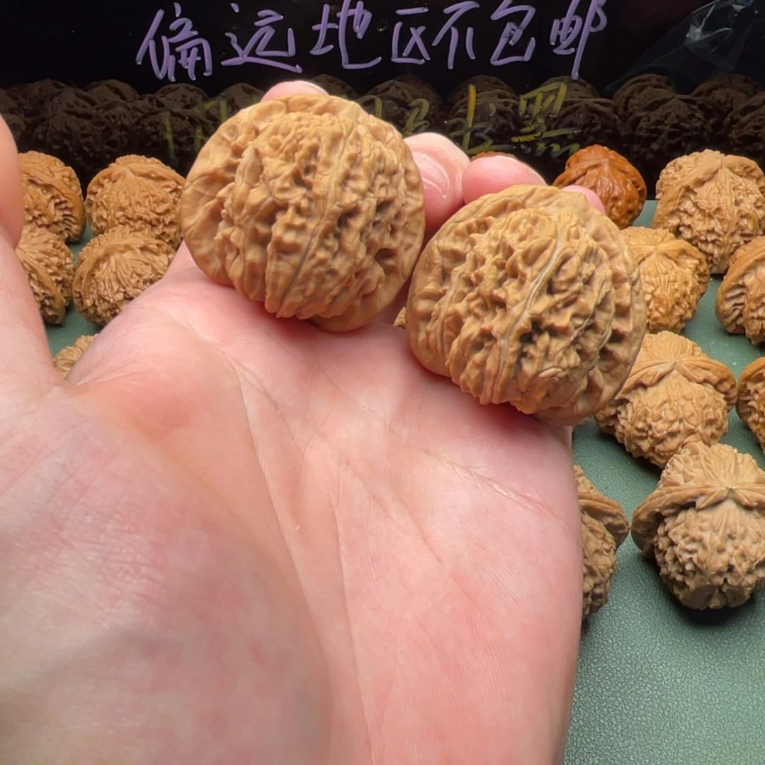 核桃把件40全品四座楼