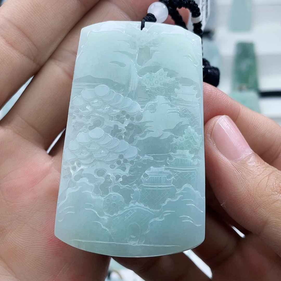 颈饰未镶嵌翡翠树*翡翠