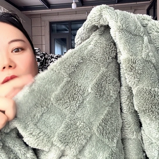 羊驼毛法兰绒塔芙蓉绿色110×140