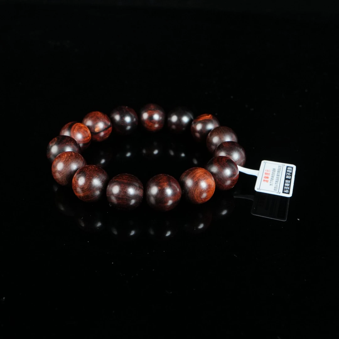 B8028 海南黄花梨山水纹手串 1.5cm 28.67g