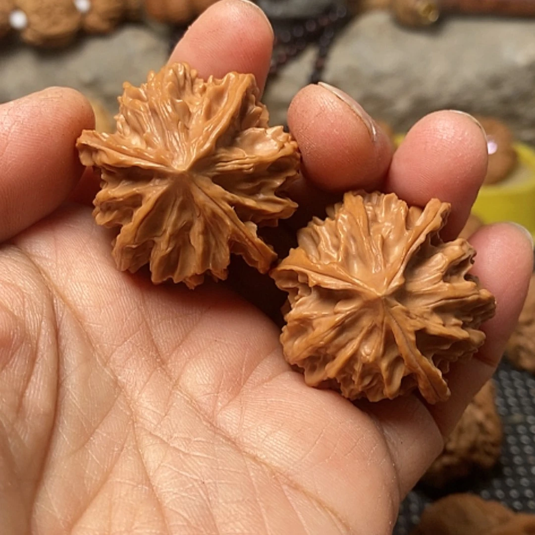 【闪购商品】把件文玩核桃三棱全品37