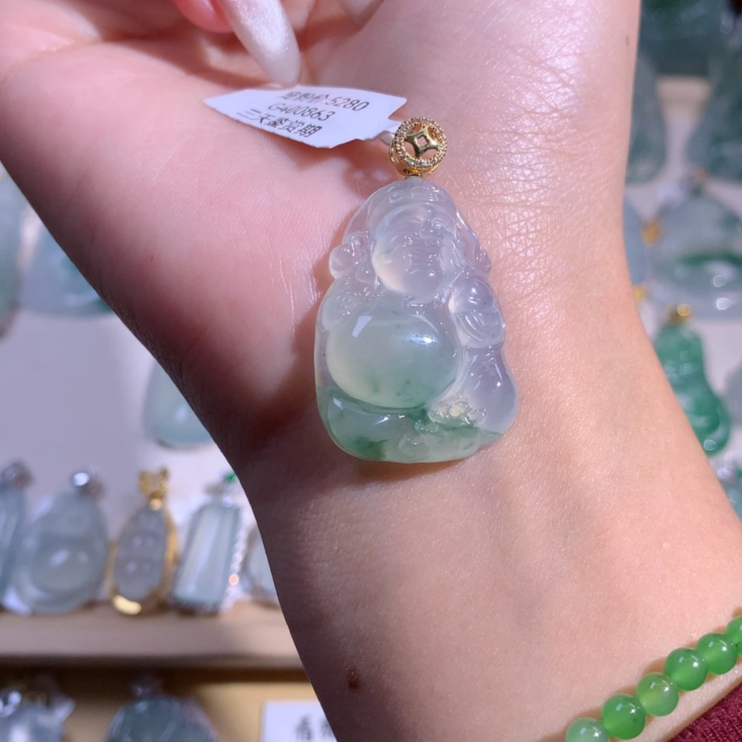 翡翠吊坠(不含链)18K金镶嵌