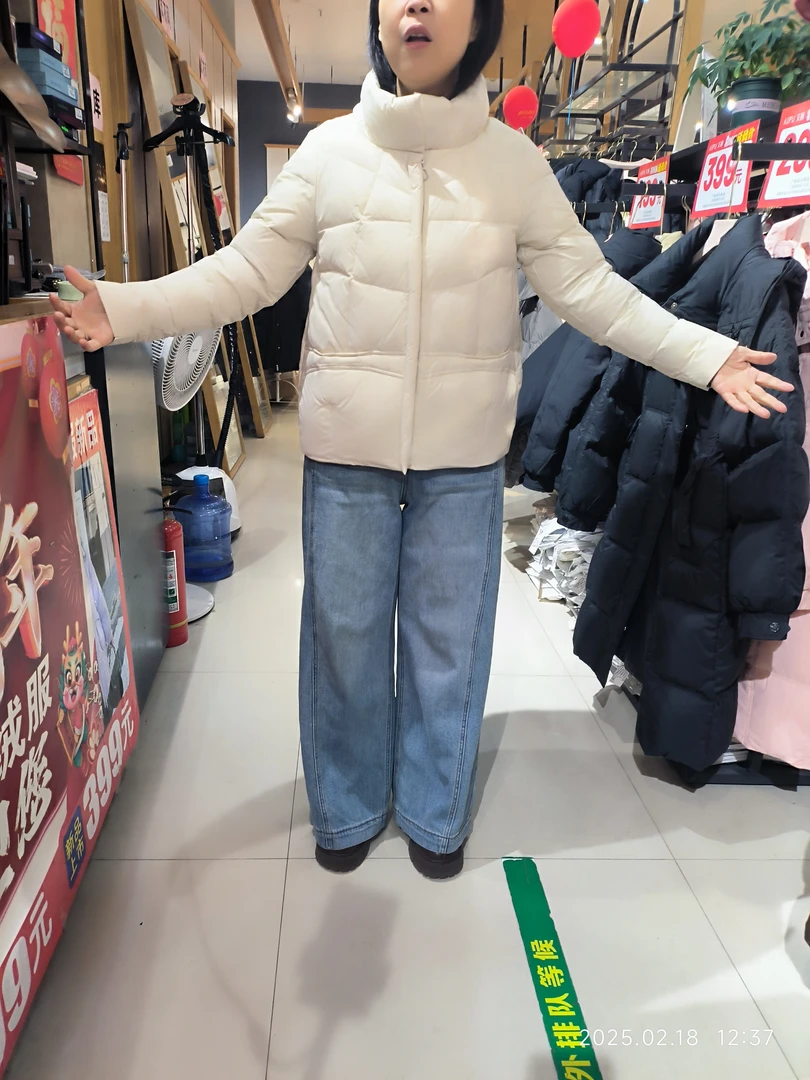 艾圃8801短款羽绒服时尚休闲百搭女士保暖女装上衣