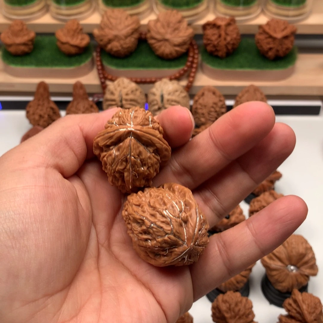 【闪购商品】吊坠文玩核桃君**逑隐隐约约