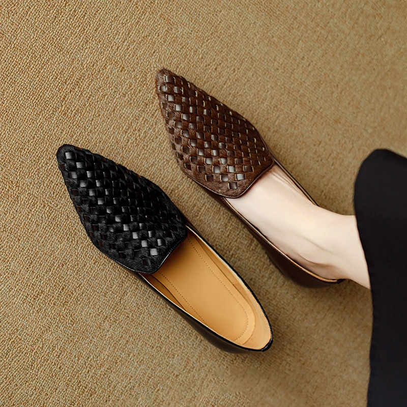 牛皮版真皮尖头深口春夏新款单鞋女通勤软底平底舒适一脚蹬瓢鞋女