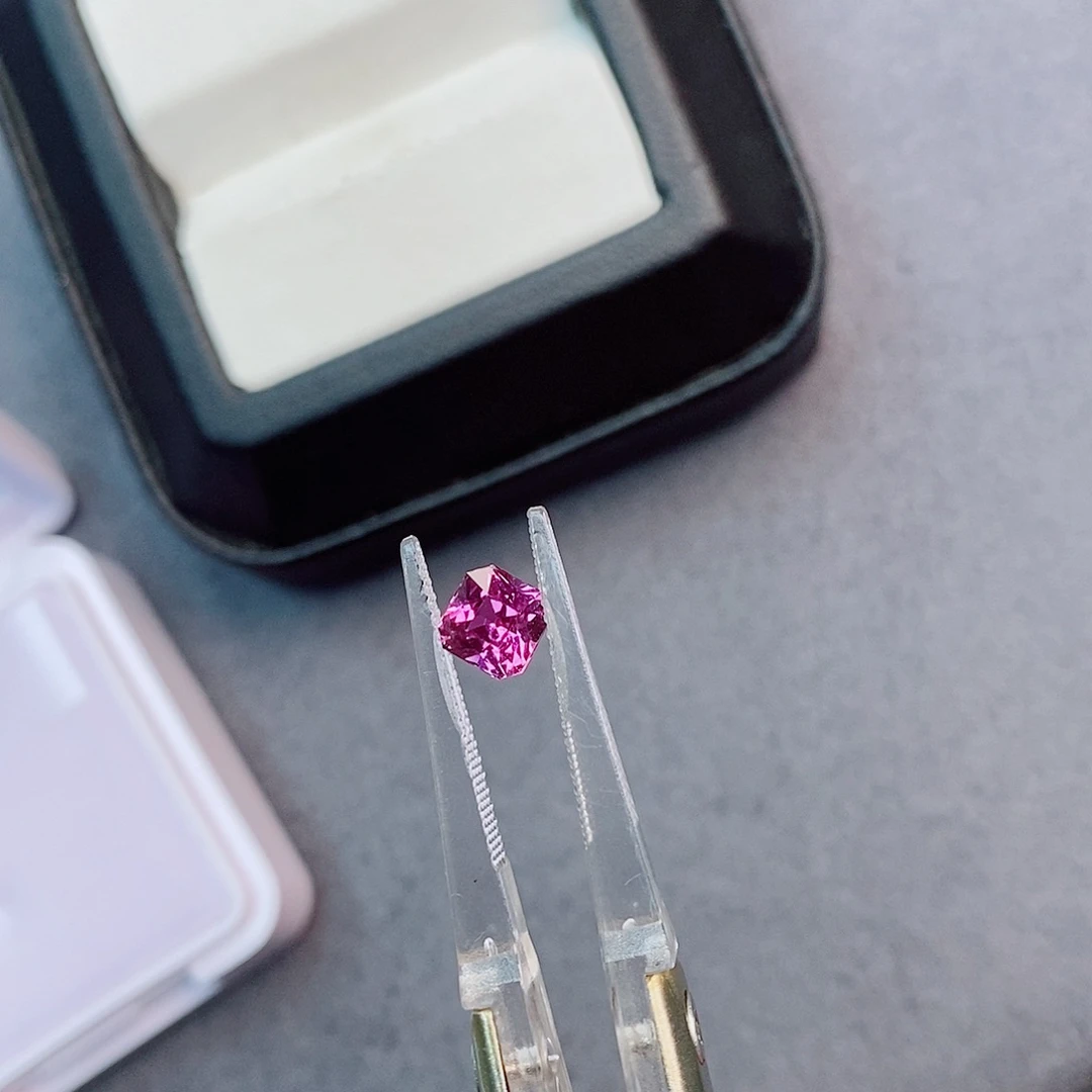 彩色蓝宝石裸石1.1ct