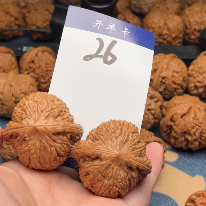 文玩核桃吊坠泥鳅背 41精修 26