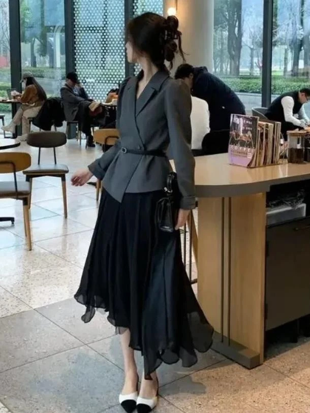 高级感气质名媛小香风洋装西装外套+中长款温柔网纱半身裙套装女