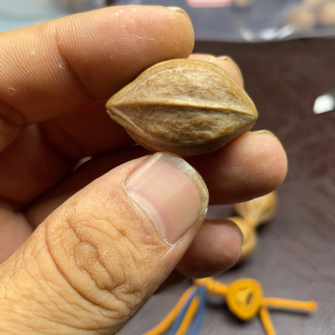 手串/手链橄榄核l*o四花三通