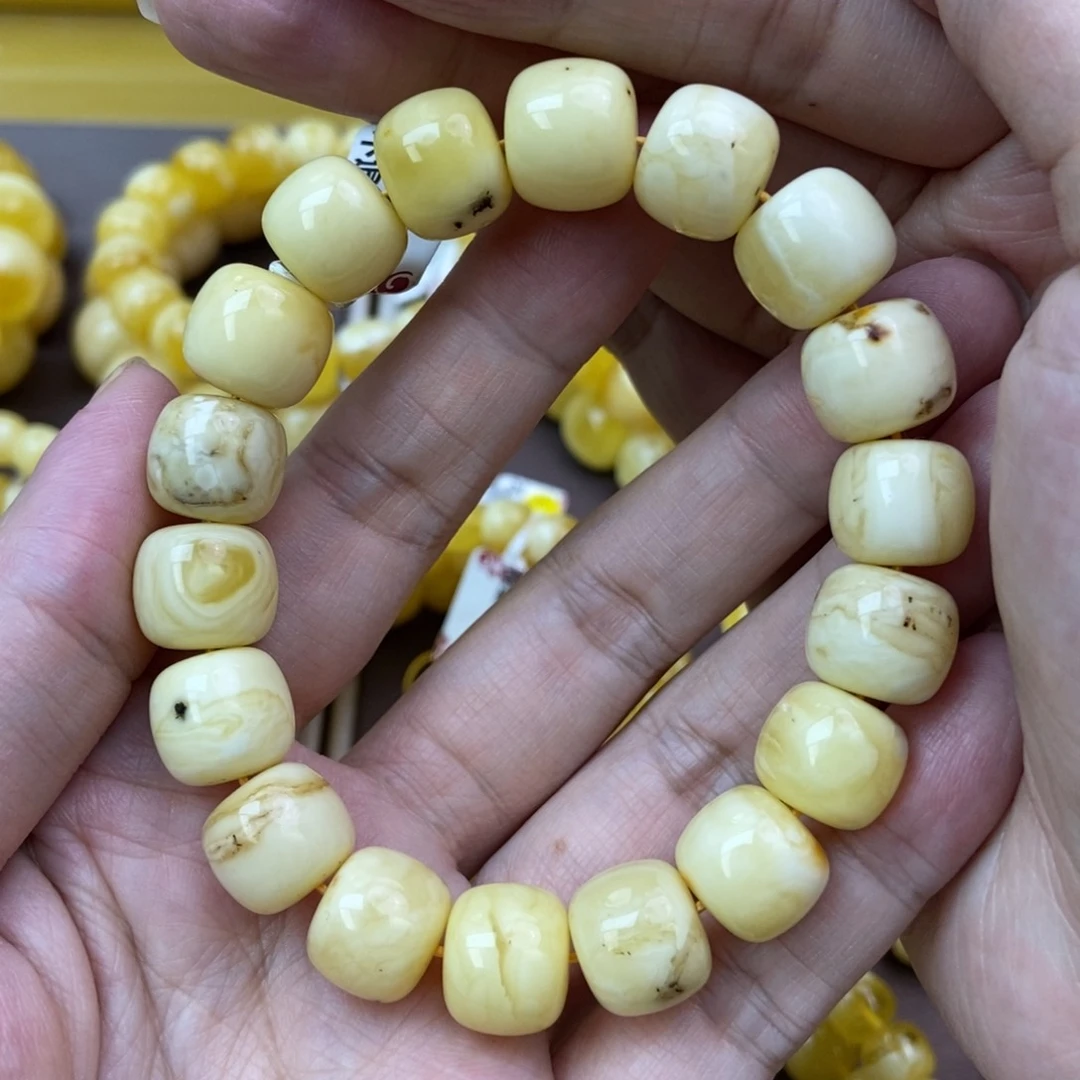 未镶嵌琥珀珠宝奇石13