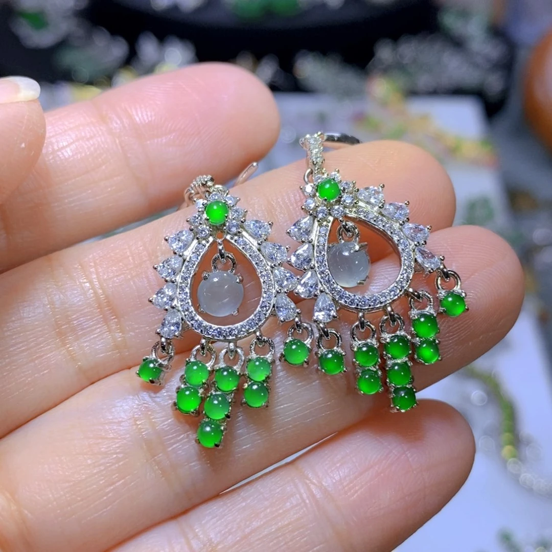 翡翠颈饰银S925镶嵌天然翡翠