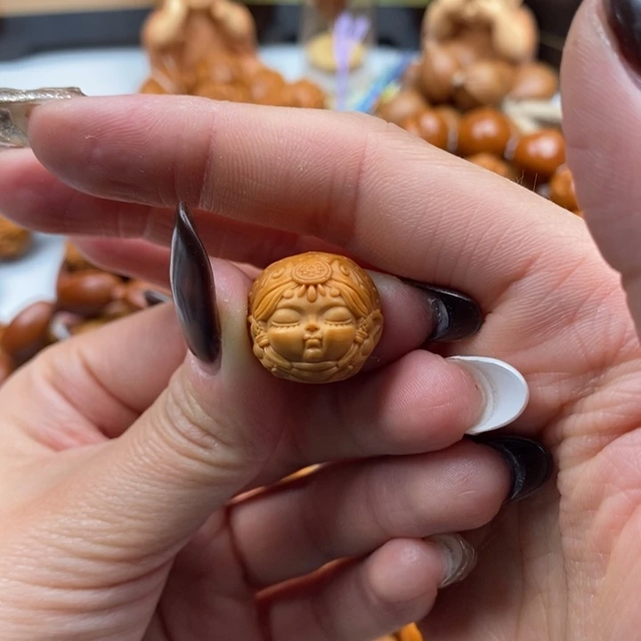 吊坠橄榄核猴头扎基拉姆