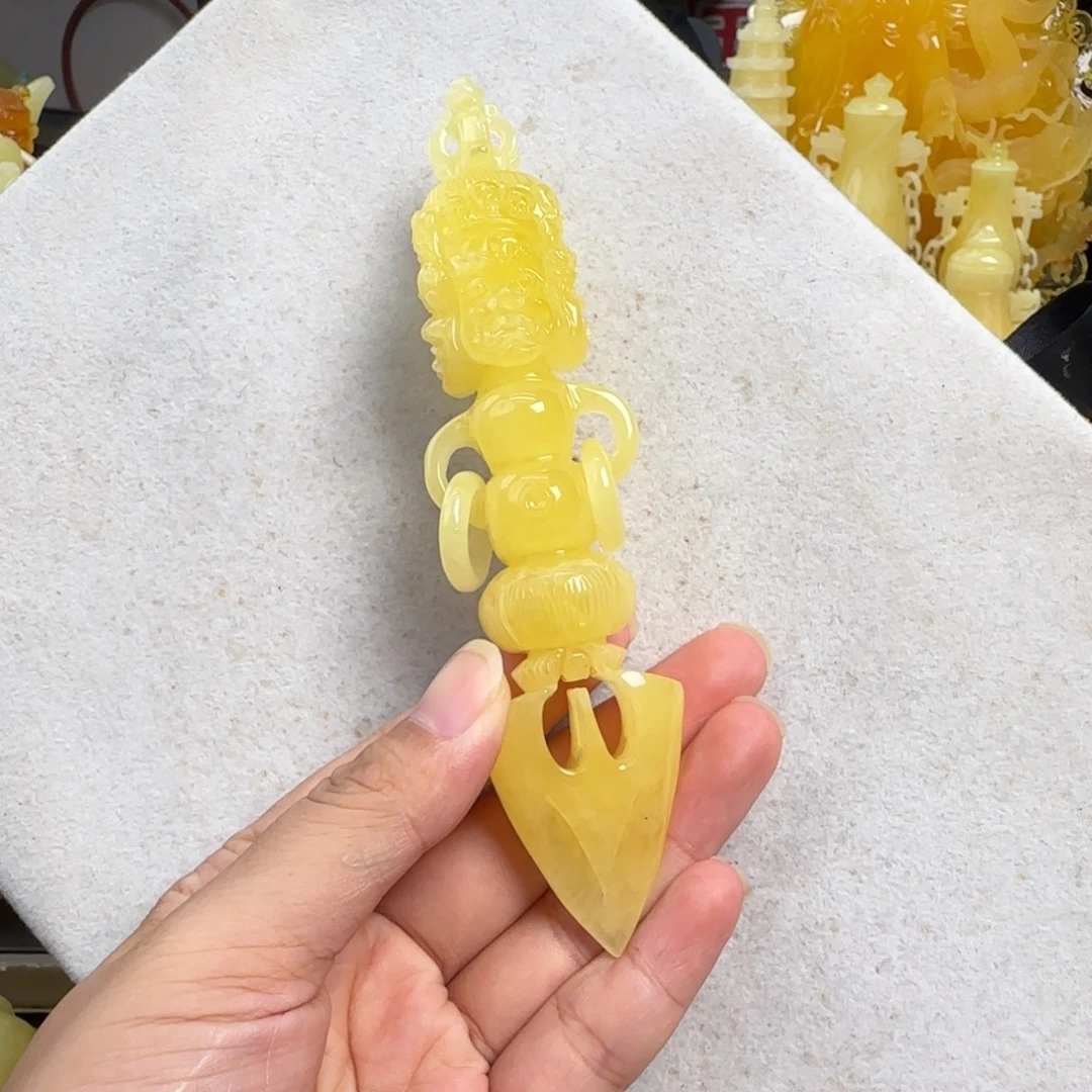 蜜蜡未镶嵌珠宝奇石
