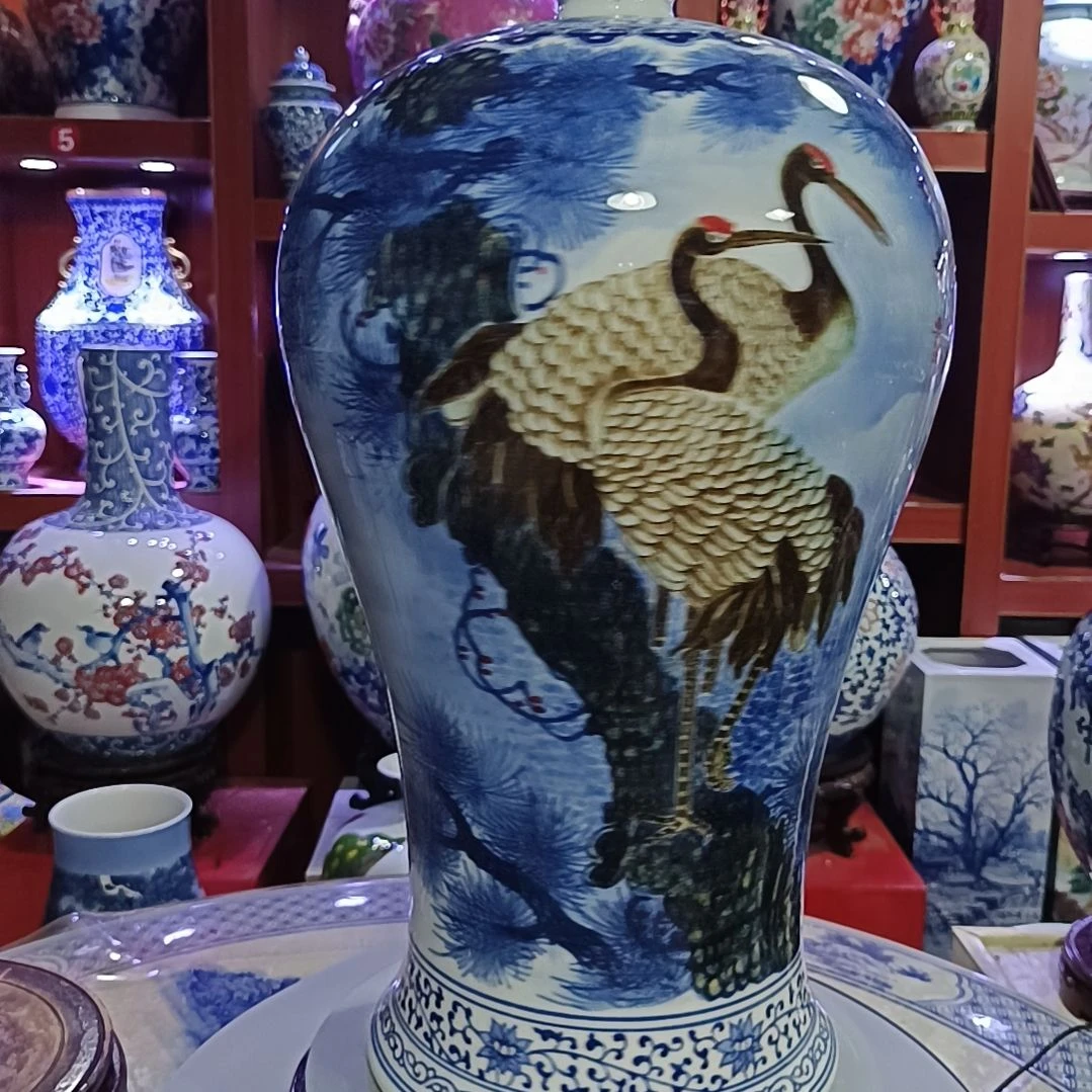 辉***哥景德镇手绘陶瓷花瓶