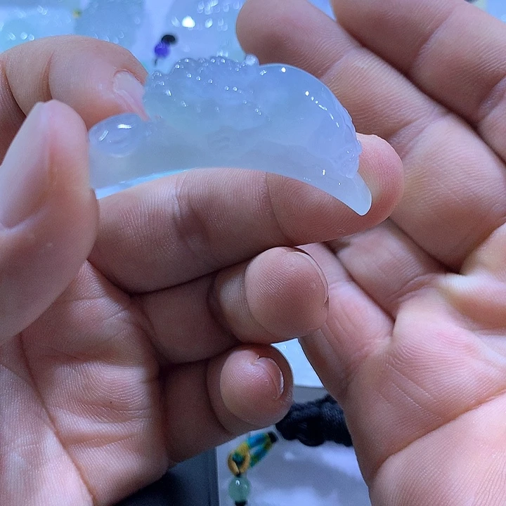翡翠未镶嵌颈饰天然翡翠A货吊坠