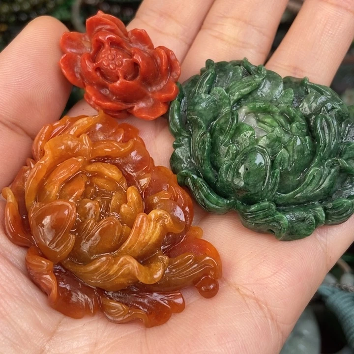 翡翠散珠东****甲三朵花一起