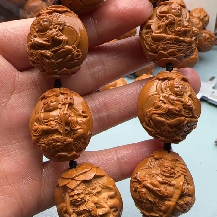 橄榄核手串雕刻工艺